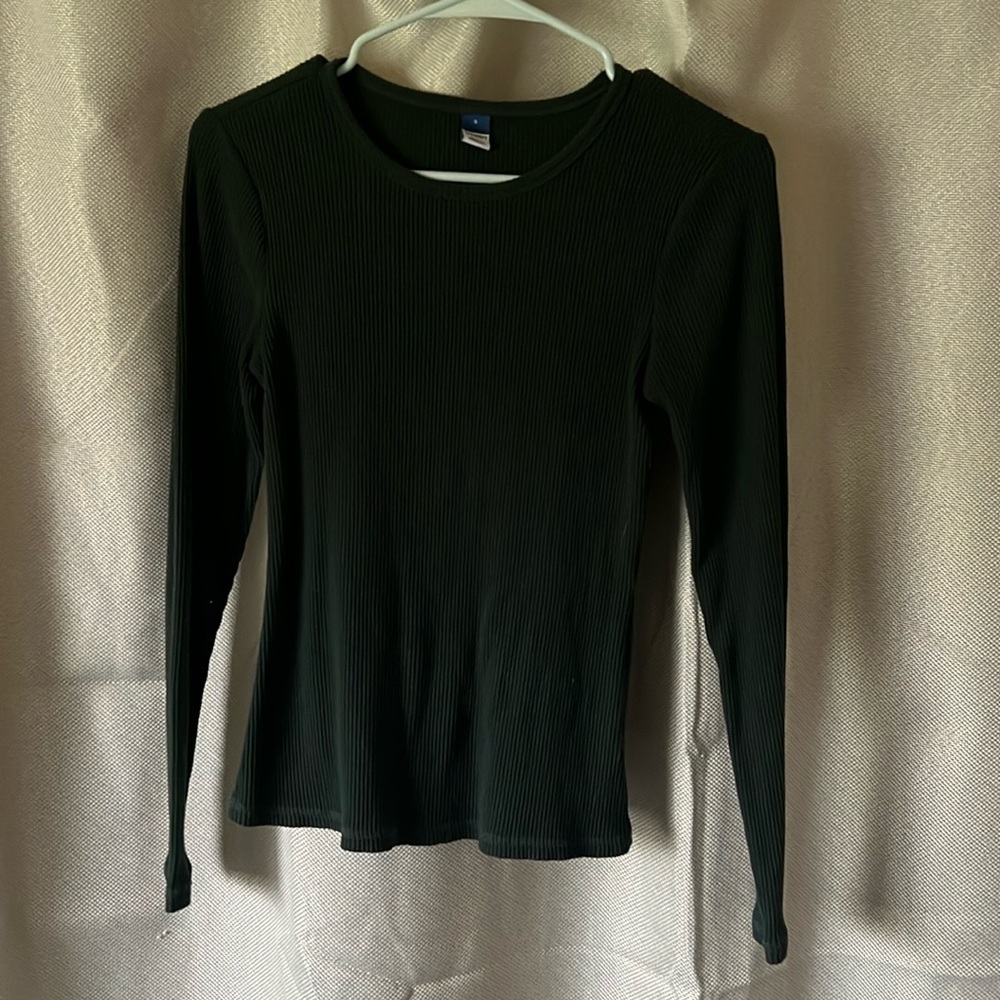 Dark green long sleeve tee